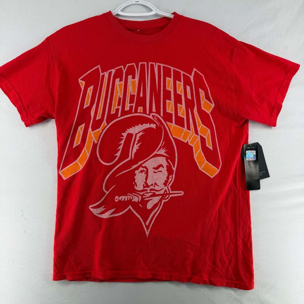 1217 M- Junk Food Clothing Tampa Bay Buccaneers 2022 Schedule T-Shirt